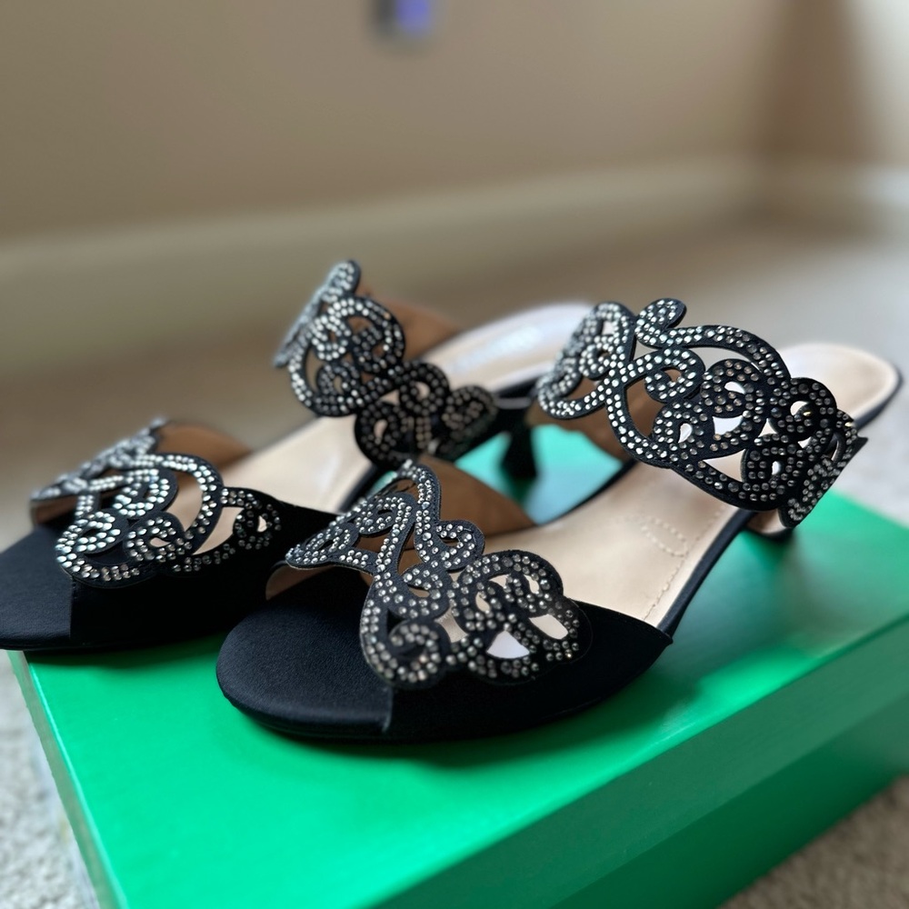J Renee Heels- brand new, never worn